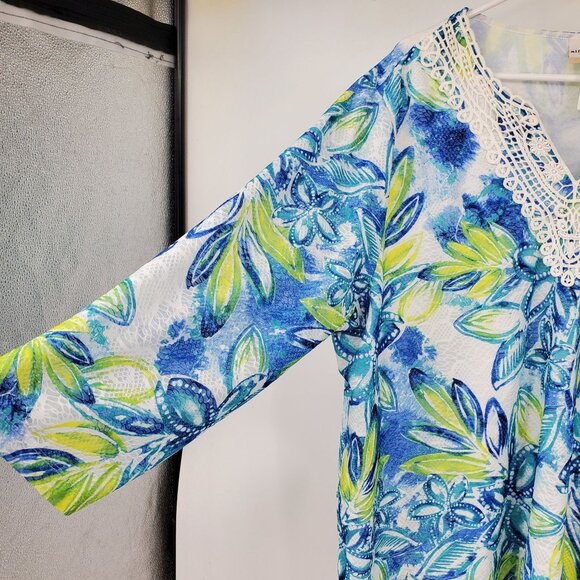 Alfred Dunner Waikiki Printed Lace Trim Tropical Floral Top 3/4 Sleeve Blouse Sh - Picture 5 of 7